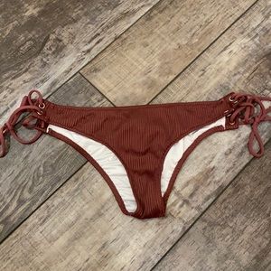 VS pink bikini bottoms